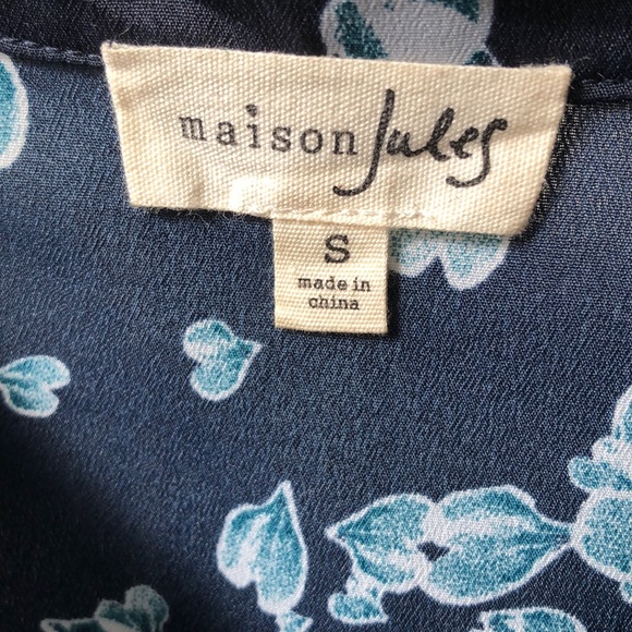 NWOT - Madison Jules Blouse. Size S. Some stretch - Picture 3 of 4